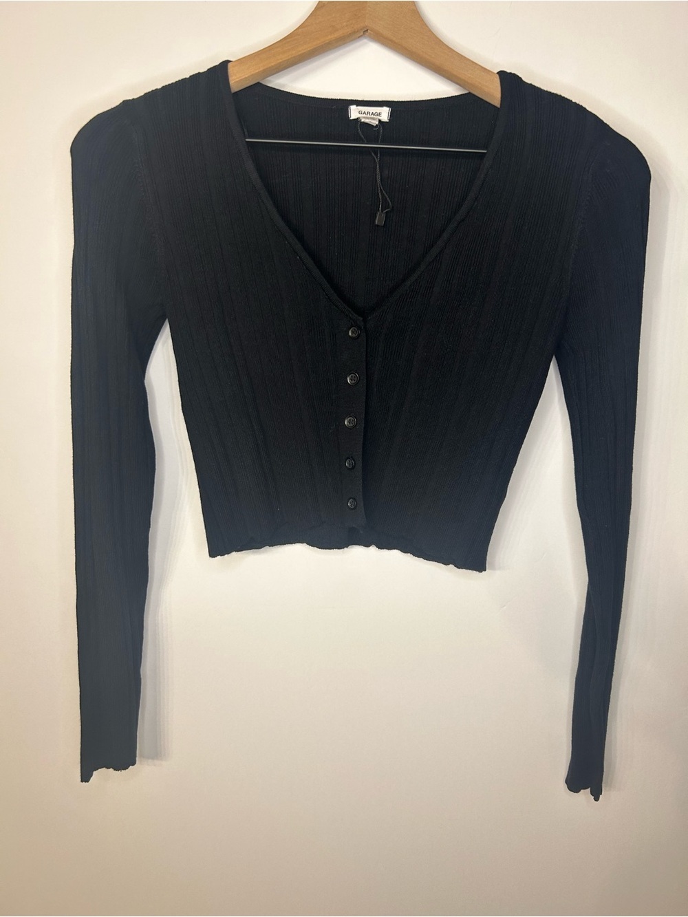 *NWOT* Garage Women’s Black Cropped Ribbed V Neck Cardigan Sweater, Size XS